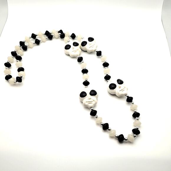 Alien Glow Rave Necklace Vintage 19" long White Black Silver Area 51 - Picture 9 of 9